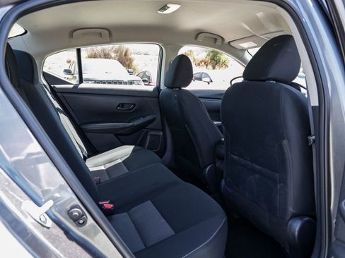 Used 2025 Nissan Sentra SV FWD image 21