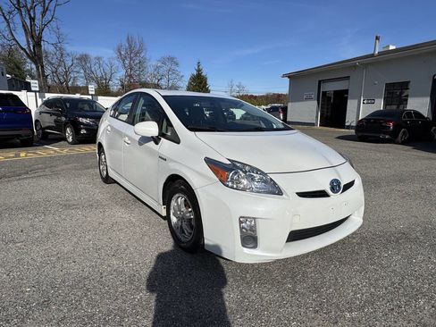 Used 2010 Toyota Prius Four image 4