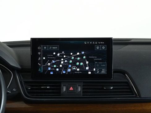 Used 2024 Audi Q3 2.0T Premium w/ Convenience Package image 13