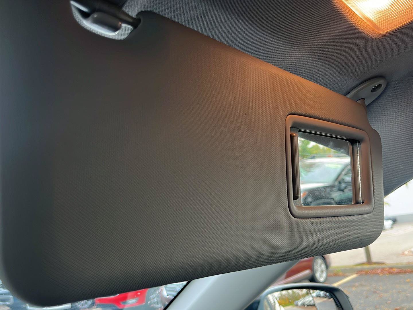Used 2017 Toyota RAV4 LE FWD image 16