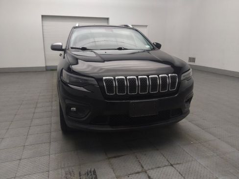 Used 2019 Jeep Cherokee Latitude Plus w/ Comfort/Convenience Group AWD/4WD image 14