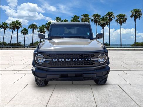 Certified 2025 Ford Bronco Big Bend image 3