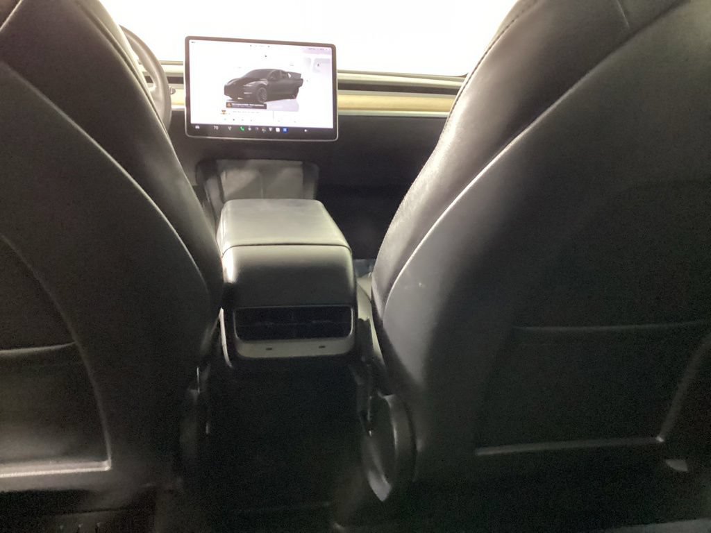 Used 2022 Tesla Model Y Performance AWD/4WD image 29