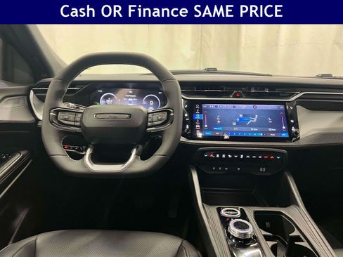 Used 2026 Jeep Cherokee Limited AWD/4WD image 15
