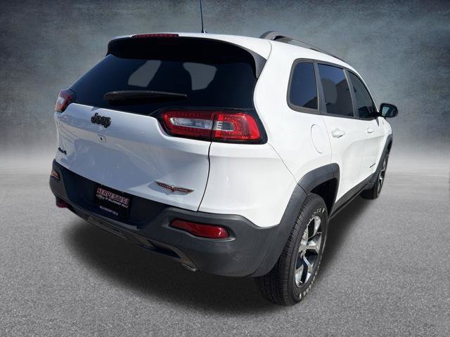 Used 2016 Jeep Cherokee Trailhawk AWD/4WD image 6