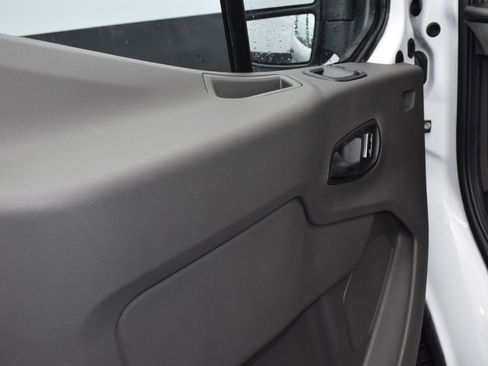 New 2026 Ford Transit 250 Low Roof RWD image 9