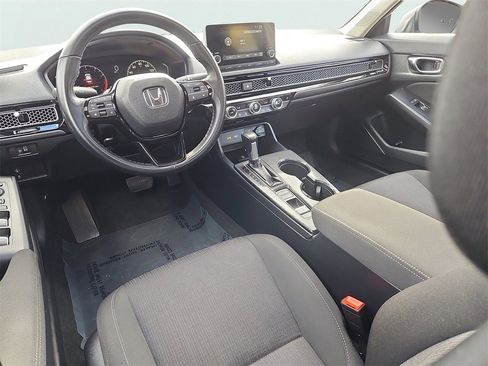 Certified 2022 Honda Civic EX image 3