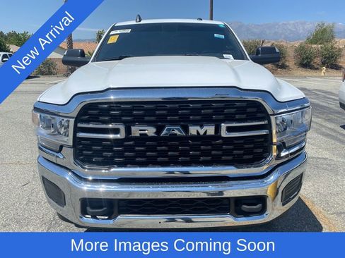 Used 2022 RAM 2500 Big Horn AWD/4WD image 2