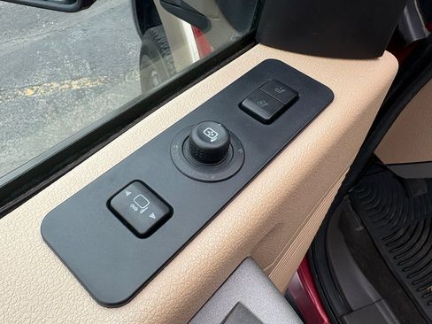 Used 2014 Ford F350 Lariat w/ Lariat Ultimate Package AWD/4WD image 22