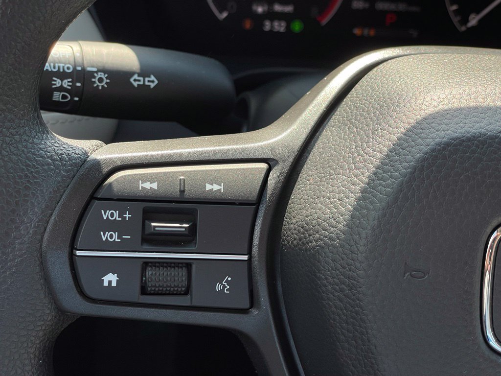 Certified 2026 Honda HR-V LX image 15