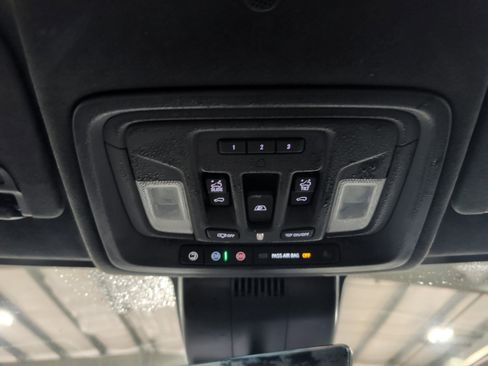 Used 2023 GMC Sierra 1500 AT4X image 11