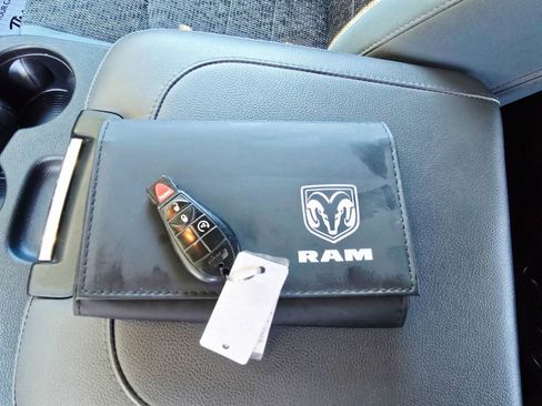 Used 2018 RAM 1500 Big Horn image 26