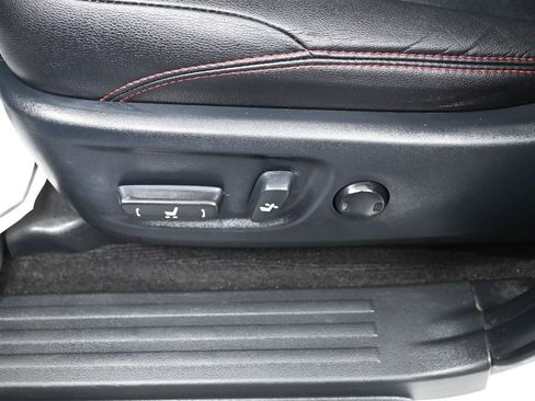 Used 2018 Toyota 4Runner TRD Off-Road Premium image 13