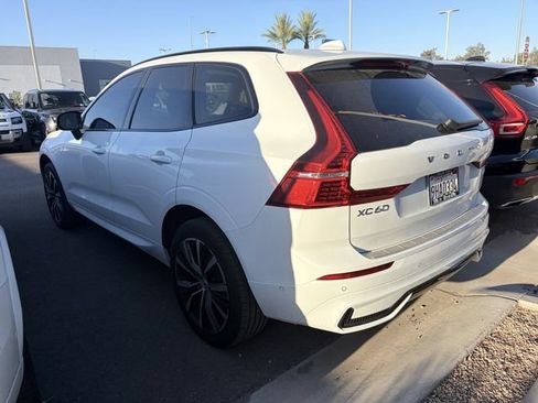 Used 2023 Volvo XC60 B5 Plus w/ Climate Package FWD image 9