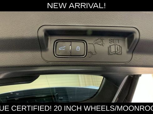 Certified 2022 Ford Explorer XLT w/ Equipment Group 202A AWD/4WD image 20
