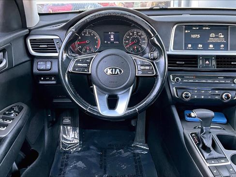 Used 2020 Kia Optima SE image 5