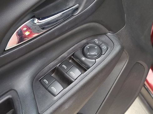 Used 2020 Chevrolet Equinox LT image 20