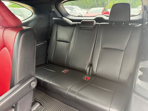 Used 2021 Toyota Highlander XSE FWD image 15