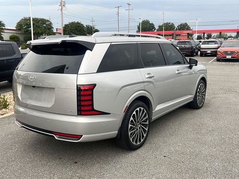 Used 2026 Hyundai Palisade Calligraphy AWD/4WD image 6