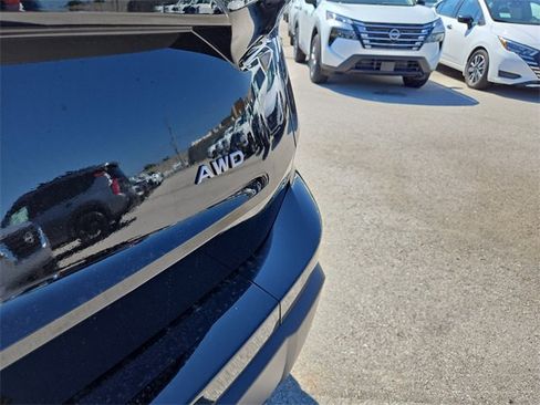 New 2026 Nissan Rogue S image 38