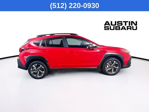Used 2025 Subaru Crosstrek 2.0i Premium image 9