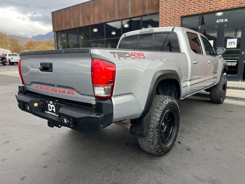 Used 2016 Toyota Tacoma TRD Off-Road image 29