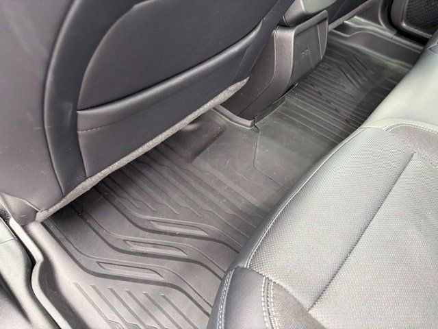 Used 2024 Chevrolet Equinox EV LT FWD image 36