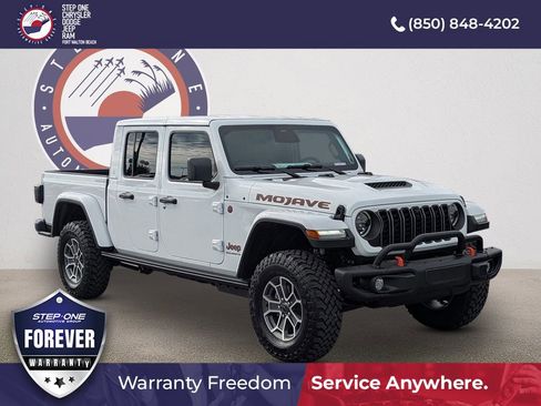 New 2026 Jeep Gladiator Mojave image 1