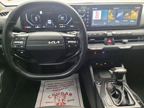Used 2025 Kia K4 EX FWD image 22