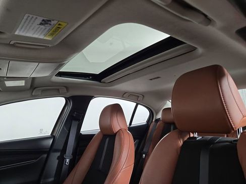 Used 2024 MAZDA MAZDA3 s image 30