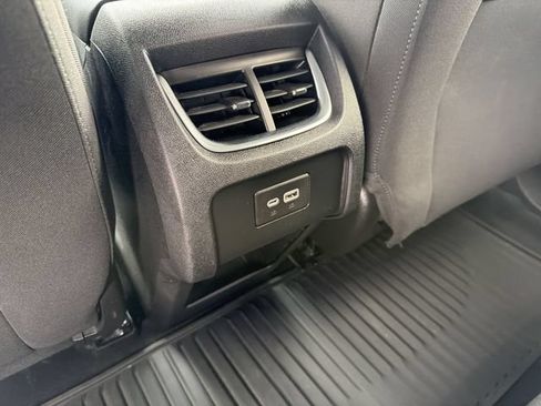 Used 2020 Chevrolet Blazer LT AWD/4WD image 22