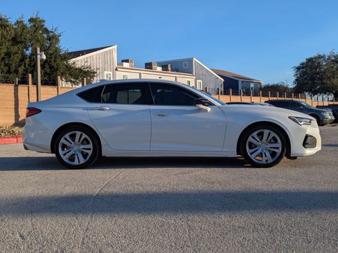 Used 2023 Acura TLX w/ Technology Package image 3