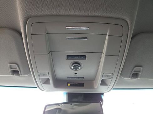 Used 2019 Chevrolet Tahoe LT image 14