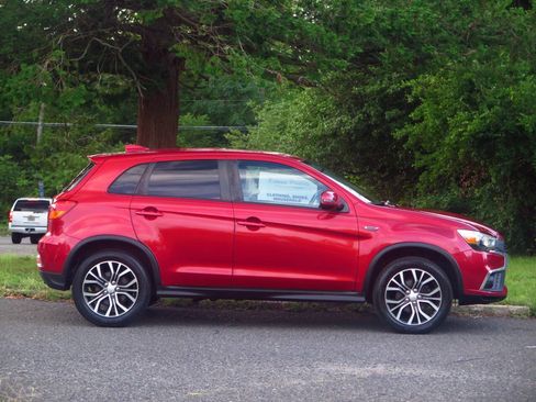 Used 2019 Mitsubishi Outlander Sport ES FWD image 5