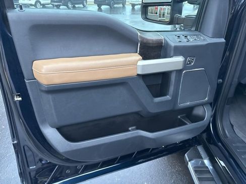 Used 2022 Ford F250 Lariat w/ Lariat Ultimate Package image 28