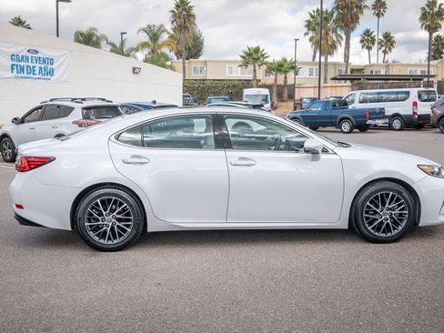 Used 2017 Lexus ES 350 image 5