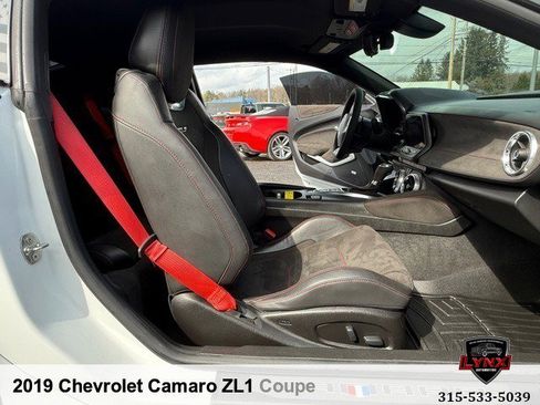 Used 2019 Chevrolet Camaro ZL1 RWD image 44