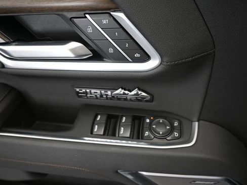New 2026 Chevrolet Silverado 1500 High Country AWD/4WD image 37