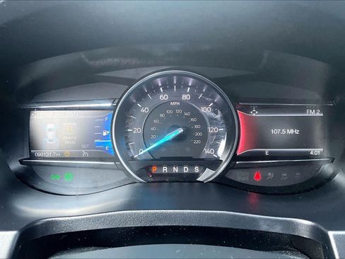 Used 2018 Ford Explorer XLT w/ Equipment Group 201A AWD/4WD image 26