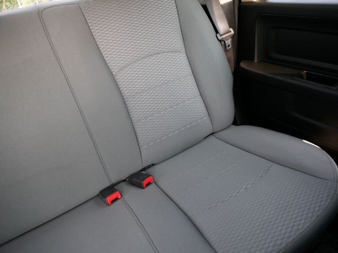 Used 2019 RAM 1500 Express w/ Express Value Package AWD/4WD image 14