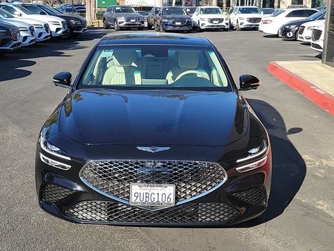 Used 2026 Genesis G70 2.5T Prestige image 2