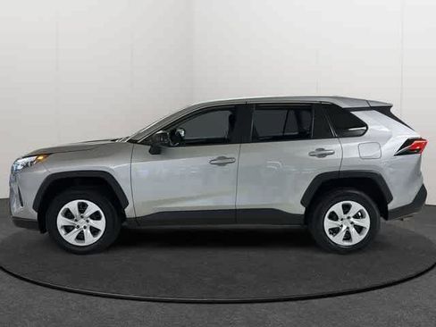 Used 2024 Toyota RAV4 LE AWD/4WD image 3