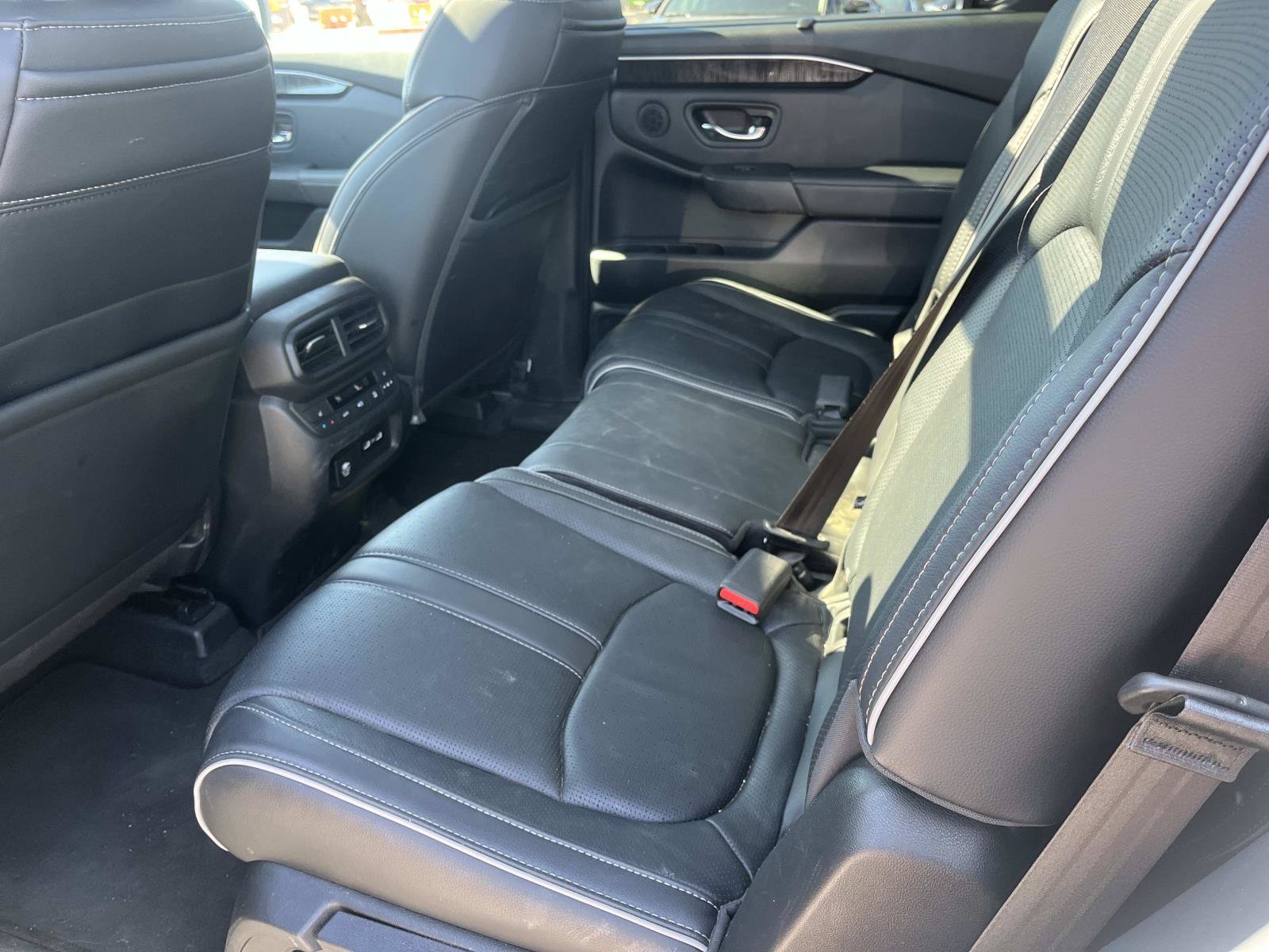Used 2023 Honda Pilot Elite image 21