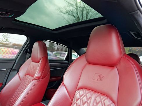 Used 2021 Audi S6 Prestige w/ Prestige Package image 23