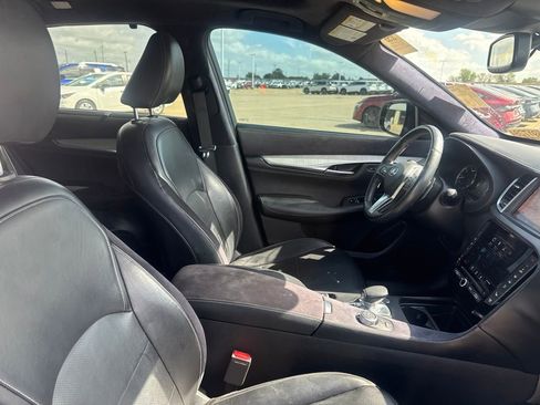 Used 2019 INFINITI QX50 Essential w/ Sensory Package FWD image 27
