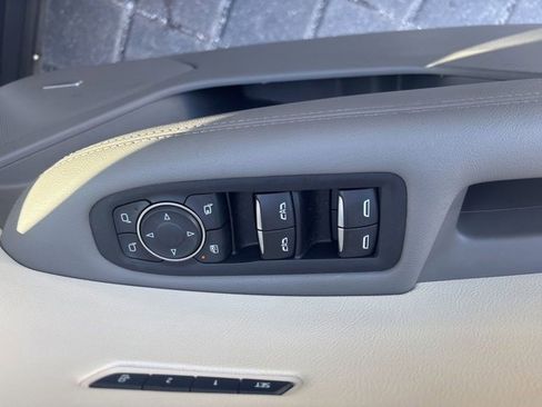 Certified 2024 Cadillac XT6 Premium Luxury w/ LPO, Floor Liner Package FWD image 11