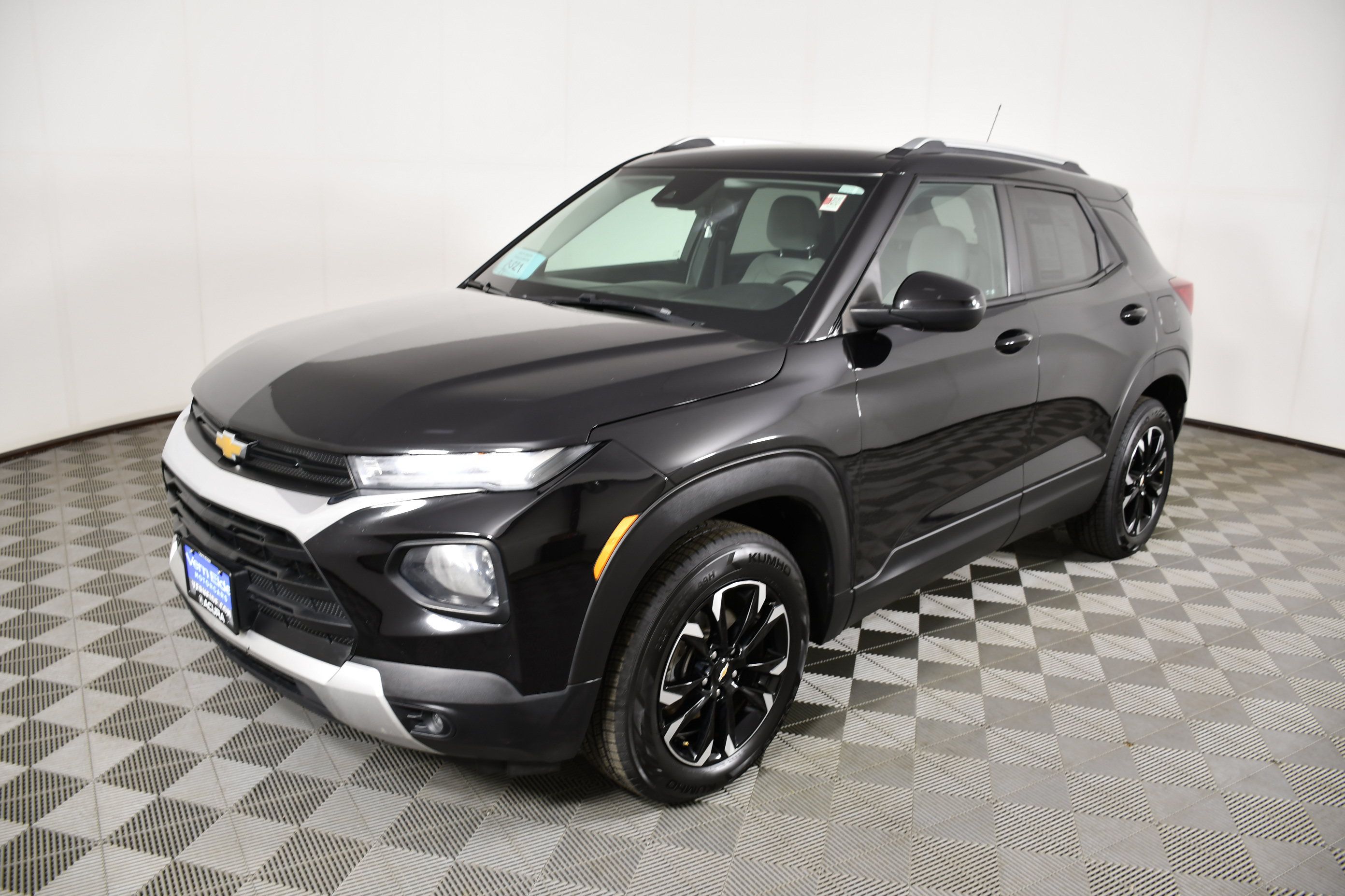 Used 2021 Chevrolet TrailBlazer LT AWD/4WD image 10