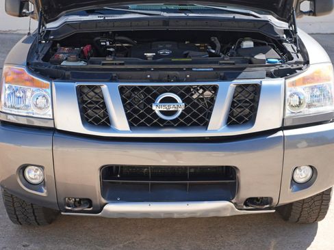 Used 2015 Nissan Titan PRO-4X image 7