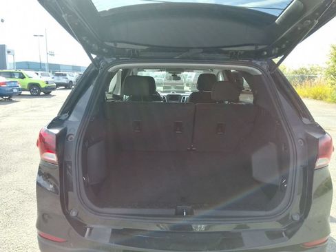 Used 2023 Chevrolet Equinox LT AWD/4WD image 11