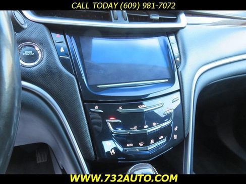 Used 2017 Cadillac XTS Luxury image 11